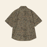 W S/S Travon Shirt Duck Feather Print, Cypress / Black