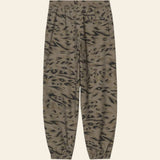 W Travon Pant Duck Feather Print, Cypress / Black